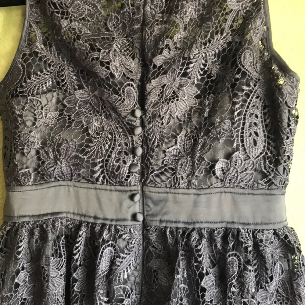 Adrianna Papell dress size 2 - Picture 5 of 7